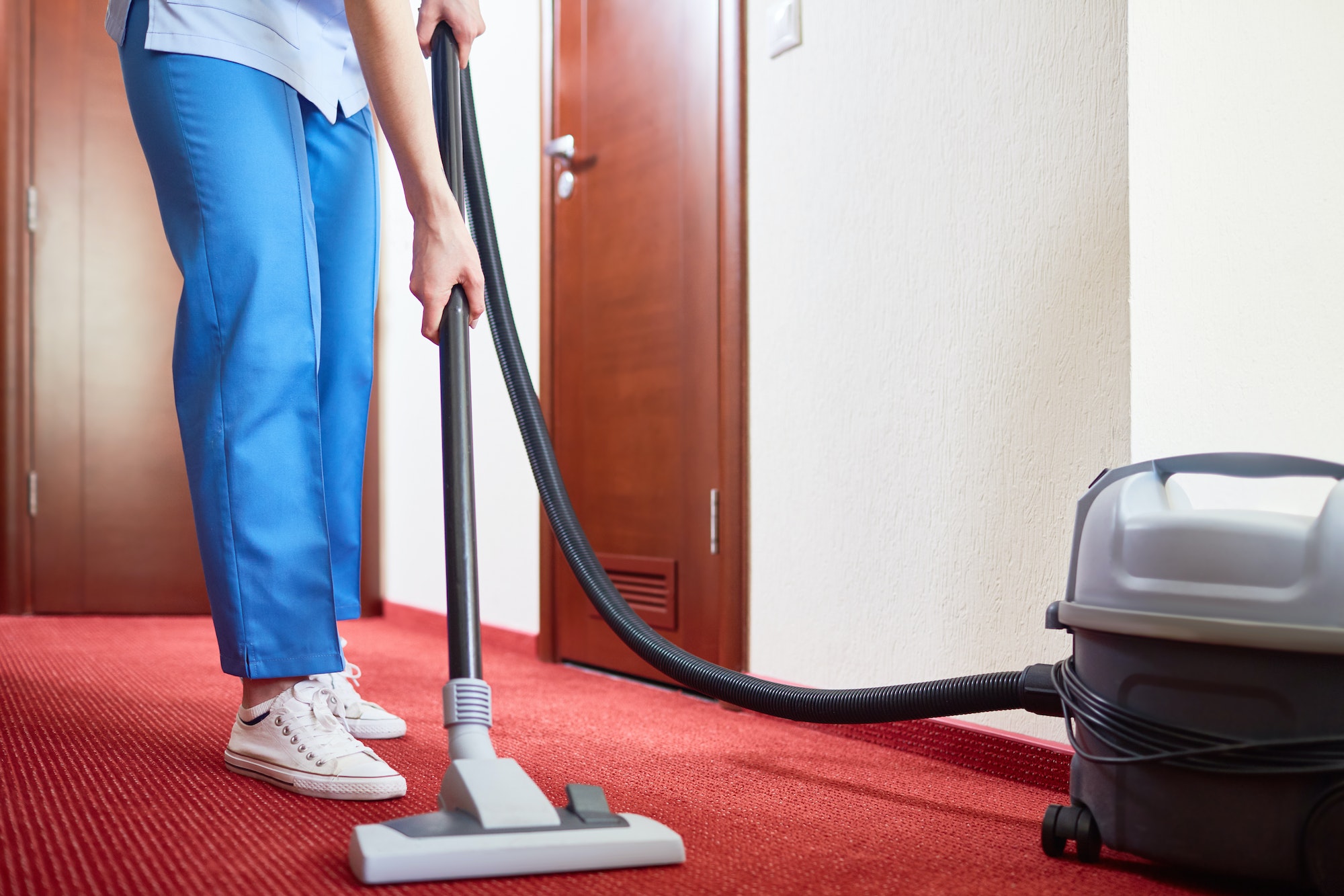 Cleaning hotel-room